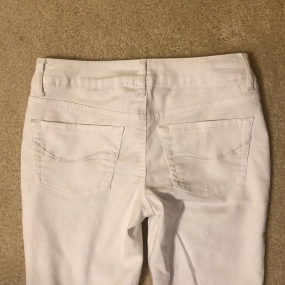 SO: NWOT White Skinny Jeans Size 3 - Picture 5 of 5